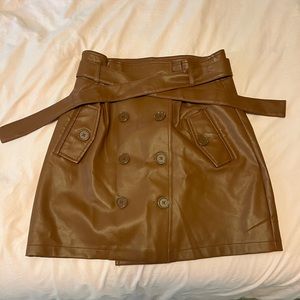 Brown leather skirt size M